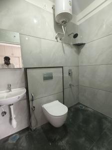 Bathroom Image of 700 Sq.ft 1 BHK Builder Floor for rent in HSR Layout Bengaluru for Rs. 30000