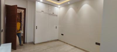 Bedroom Image of 1800 Sq.ft 3 BHK Builder Floor for rent in Pitampura New Delhi for Rs. 60500