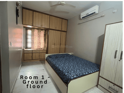 Bedroom Image of 2200 Sq.ft 3 BHK Independent House for rent in Vasanth Nagar Bengaluru for Rs. 120000