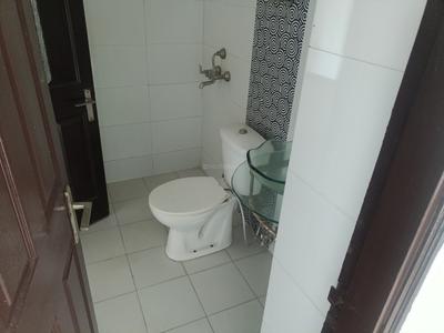 Image of 1000 Sq.ft 2 BHK Apartment / Flat for rent in Ajnara Gen X, Crossings Republik, Ghaziabad for Rs. 17000