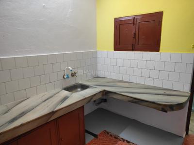 Kitchen Image of 700 Sq.ft 2 BHK Builder Floor for rent in Mithanpura Muzaffarpur for Rs. 16000