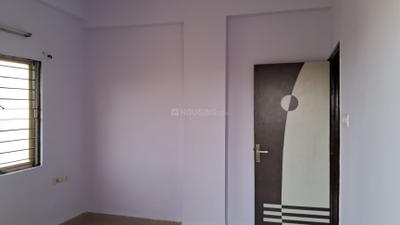 Bedroom Image of 1050 Sq.ft 2 BHK Apartment / Flat for rent in Landmark Radhe Regency, Hukma Khedi Indore for Rs. 12000