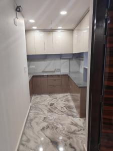 Kitchen Image of 630 Sq.ft 2 BHK Builder Floor for rent in Krishna Nagar New Delhi for Rs. 28000