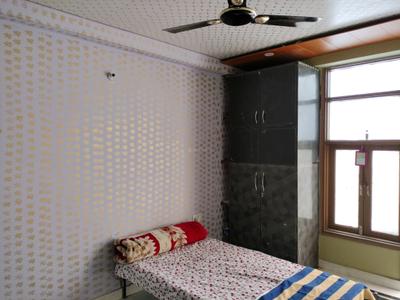 Bedroom Image of 1250 Sq.ft 3 BHK Builder Floor for sale in Sector 28 Dwarka New Delhi for Rs. 8500000