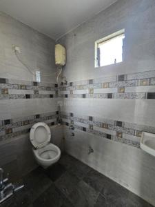 Bathroom Image of 1550 Sq.ft 3 BHK Apartment / Flat for rent in Harni Vadodara for Rs. 18000