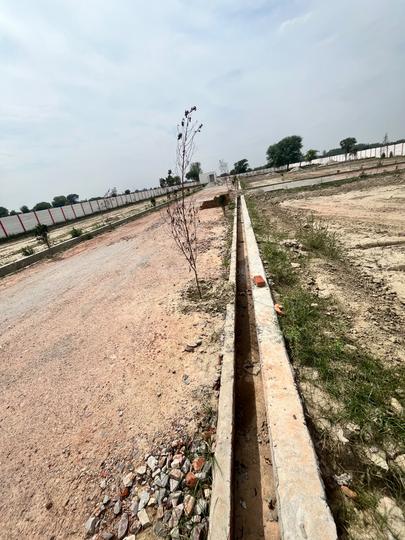 Chhatikara Main Image 1