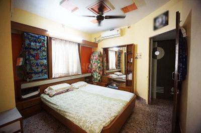 Bedroom Image of 882 Sq.ft 3 BHK Apartment / Flat for sale in Kankaria Ahmedabad for Rs. 7500000