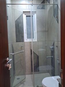 Common Bathroom Image of 1350 Sq.ft 3 BHK Builder Floor for sale in Paschim Vihar New Delhi for Rs. 28000000