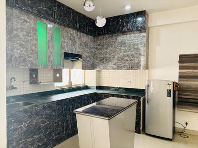 Kitchen Image of 950 Sq.ft 2 BHK Apartment / Flat for sale in Breez Global Heights, Sector 33 Sohna for Rs. 5350000