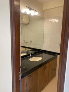 Bathroom Image of 2950 Sq.ft 4 BHK Apartment / Flat for sale in DLF Windsor Court, DLF Phase 4 Gurgaon for Rs. 90000000