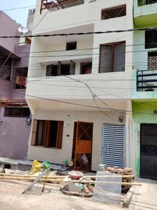 Image of 200 Sq.ft 1 RK Builder Floor for rent in Aliganj, Lucknow for Rs. 3500