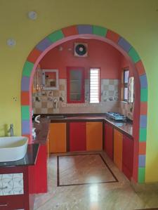Kitchen Image of 680 Sq.ft 1 BHK Independent House for rent in Patuli Kolkata for Rs. 9000