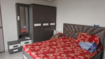 Bedroom Image of 1650 Sq.ft 3 BHK Apartment / Flat for rent in Zundal Ahmedabad for Rs. 28500