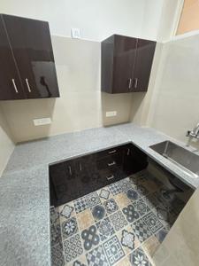 Kitchen Image of 1050 Sq.ft 3 BHK Builder Floor for rent in Saket New Delhi for Rs. 35000