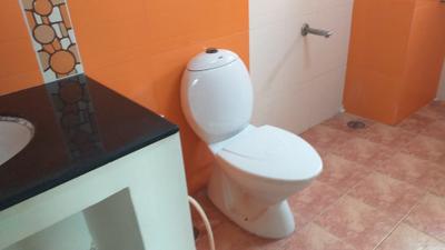 Bathroom Image of 2000 Sq.ft 4 BHK Villa for rent in VGP Selva Nagar, Velachery Chennai for Rs. 35000