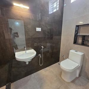 Bathroom Image of 2200 Sq.ft 4 BHK Independent House for sale in Santoshi Nagar Raipur for Rs. 6050000