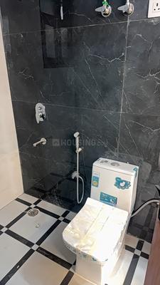 Image of 1650 Sq.ft 3 BHK Apartment / Flat for sale in Lal Kuan, Ghaziabad for Rs. 6000000