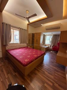 Bedroom Image of 800 Sq.ft 2 BHK Apartment / Flat for rent in Neel Tarang, Shivaji Park Mumbai for Rs. 150000