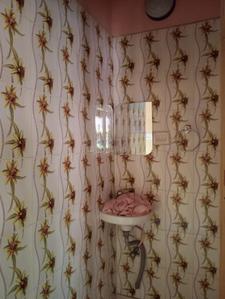 Bathroom Image of 1000 Sq.ft 2.5 BHK Apartment / Flat for sale in Haltu Kolkata for Rs. 5000000