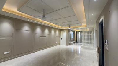 Living Room Image of 2250 Sq.ft 3 BHK Builder Floor for sale in Sector 31 Faridabad for Rs. 31500000