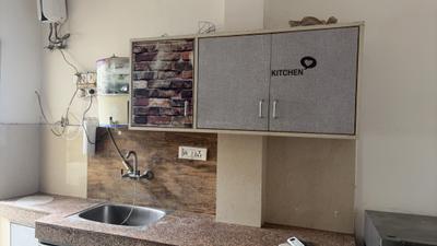 Kitchen Image of 700 Sq.ft 1 BHK Builder Floor for rent in Sector 57 Gurgaon for Rs. 25000