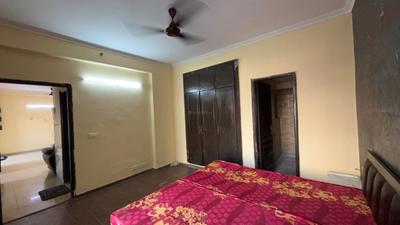 Bedroom Image of 1035 Sq.ft 2 BHK Apartment / Flat for sale in Amrapali Silicon City, Sector 76 Noida for Rs. 9500000