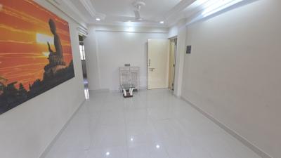 Living Room Image of 900 Sq.ft 2 BHK Apartment / Flat for rent in Kandivali West Mumbai for Rs. 45000