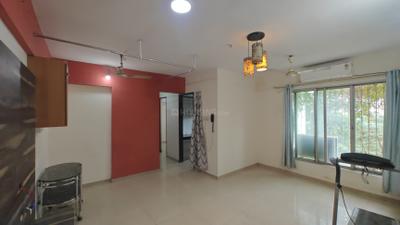Living Room Image of 900 Sq.ft 2 BHK Apartment / Flat for sale in Thane West Thane for Rs. 10000000