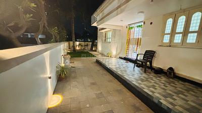 Balcony Image of 2750 Sq.ft 2.5 BHK Independent House for sale in Trimurti Nagar Nagpur for Rs. 26000000