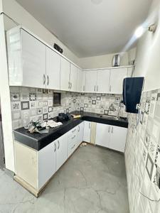 Kitchen Image of 1800 Sq.ft 3 BHK Builder Floor for rent in SS Mayfield Garden, Mayfield Garden Gurgaon for Rs. 42000