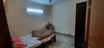 Bedroom Image of 800 Sq.ft 2 BHK Builder Floor for rent in Khirki Extension New Delhi for Rs. 24000
