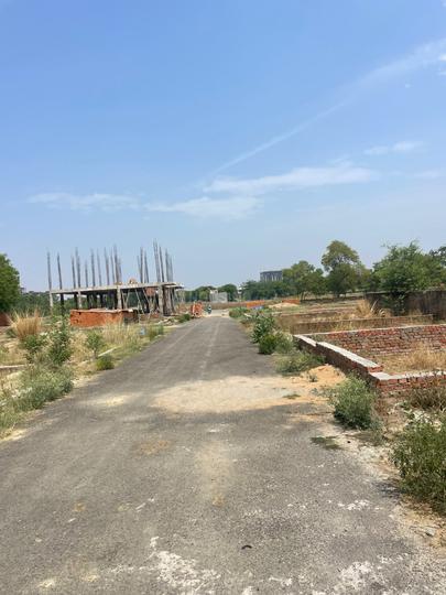 CASTLE CREW CONSTRUCTION  Main Image 1