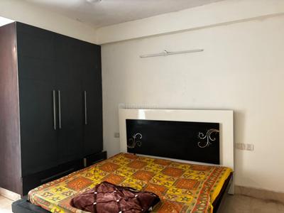 Bedroom Image of 1800 Sq.ft 3 BHK Builder Floor for sale in Safdarjung Enclave New Delhi for Rs. 52500000