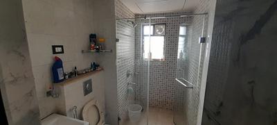 Bathroom Image of 2000 Sq.ft 3 BHK Apartment / Flat for sale in PS Vyom, Behala Kolkata for Rs. 32500000