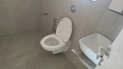 Bathroom Image of 600 Sq.ft 1 BHK Apartment / Flat for sale in Gurukrupa Marina Enclave, Malad West Mumbai for Rs. 12000000