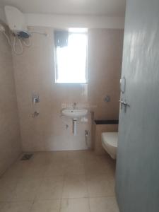 Bathroom Image of 1400 Sq.ft 3 BHK Apartment / Flat for rent in Kothrud Pune for Rs. 60000