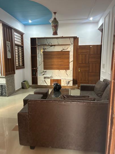 Shree Apartament Main Image 1