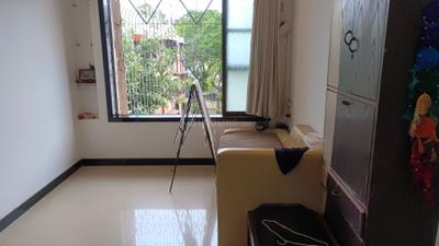 Living Room Image of 560 Sq.ft 1 BHK Apartment / Flat for rent in Ghatkopar West Mumbai for Rs. 36000