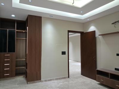 Bedroom Image of 1801 Sq.ft 3 BHK Builder Floor for sale in Paschim Vihar New Delhi for Rs. 35000000