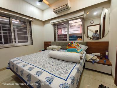 Bedroom Image of 2500 Sq.ft 5 BHK Apartment / Flat for sale in Darshanam Club Life, Undera Vadodara for Rs. 25000000