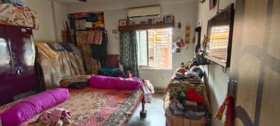 Bedroom Image of 1000 Sq.ft 2 BHK Builder Floor for sale in Baranagar Kolkata for Rs. 3500000