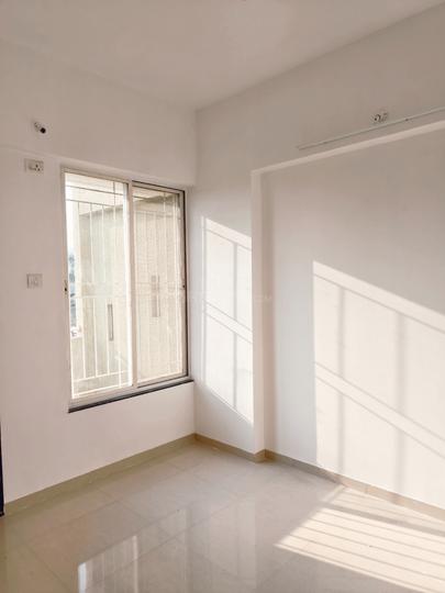 Rujuta Gloria Main Image 1