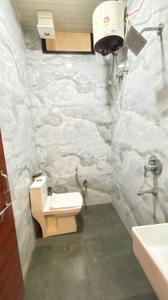 Bathroom Image of 250 Sq.ft 1 BHK Builder Floor for rent in Rau Indore for Rs. 16500