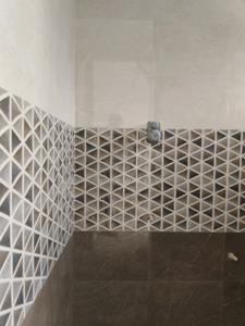 Common Bathroom Image of 1162 Sq.ft 2 BHK Apartment / Flat for sale in SIS Florence, Porur Chennai for Rs. 9200000