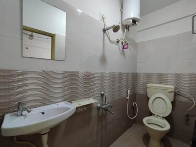 Bathroom Image of 450 Sq.ft 1 BHK Builder Floor for rent in BTM Layout Bengaluru for Rs. 22000