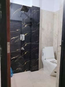 Bathroom Image of 1200 Sq.ft 3 BHK Builder Floor for rent in Nipania Indore for Rs. 25000