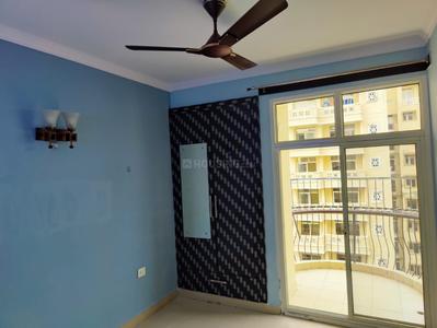 Bedroom Image of 1150 Sq.ft 2.5 BHK Apartment / Flat for rent in Amrapali Silicon City, Sector 76 Noida for Rs. 30000