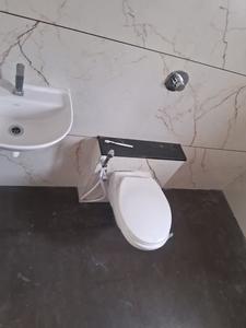 Bathroom Image of 2055 Sq.ft 3 BHK Apartment / Flat for rent in Madhav Platina, Jahangir Pura Surat for Rs. 21000