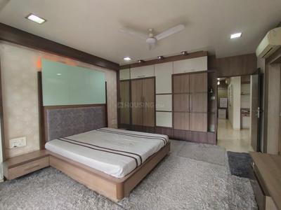 Bedroom Image of 2801 Sq.ft 3.5 BHK Apartment / Flat for rent in Clover Palisades, Kondhwa Pune for Rs. 130000