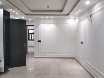 Living Room Image of 950 Sq.ft 3 BHK Builder Floor for sale in Shalimar Bagh New Delhi for Rs. 19000000